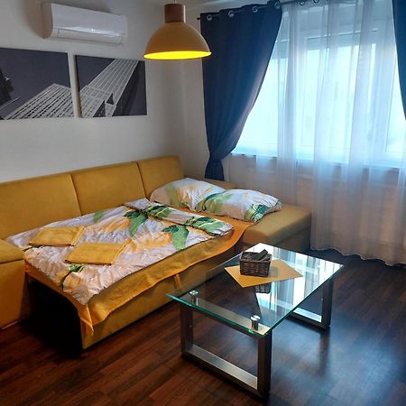 Apartman Katty Bratislava Bagian luar foto
